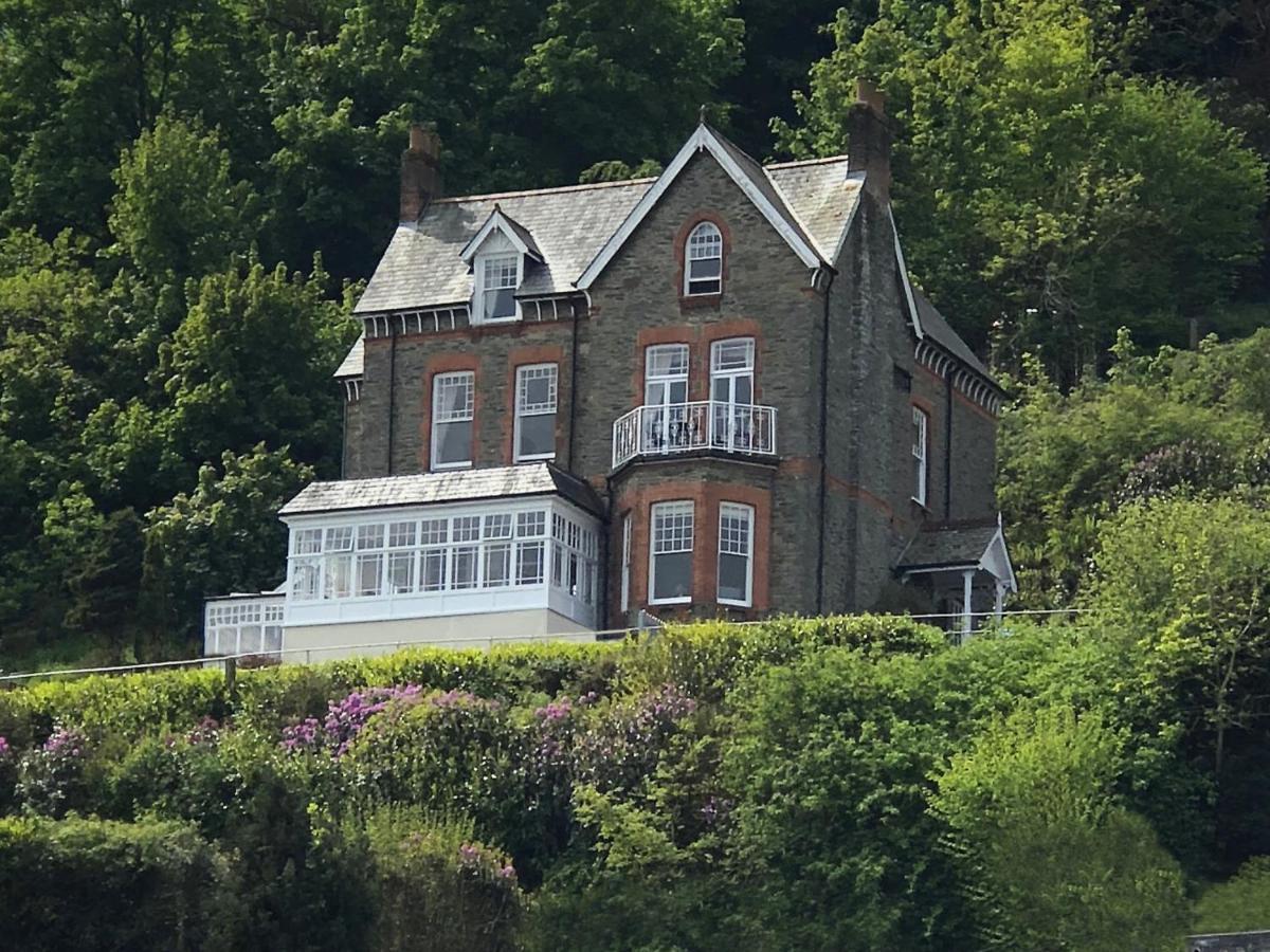 린턴 Highcliffe House B&B 외부 사진