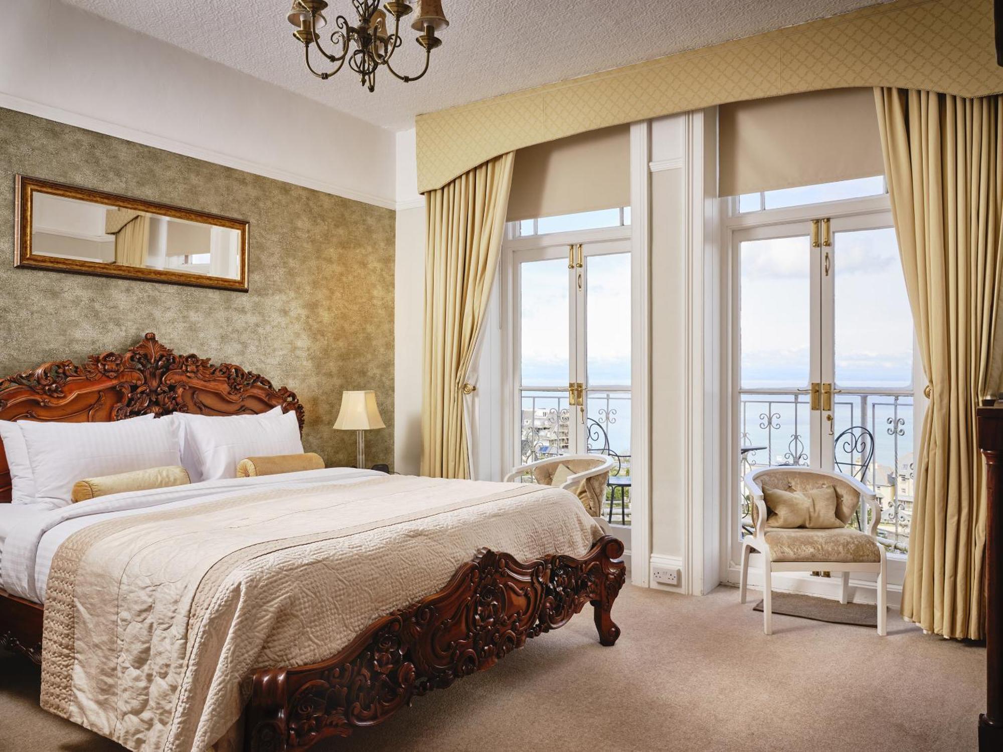 린턴 Highcliffe House B&B 외부 사진
