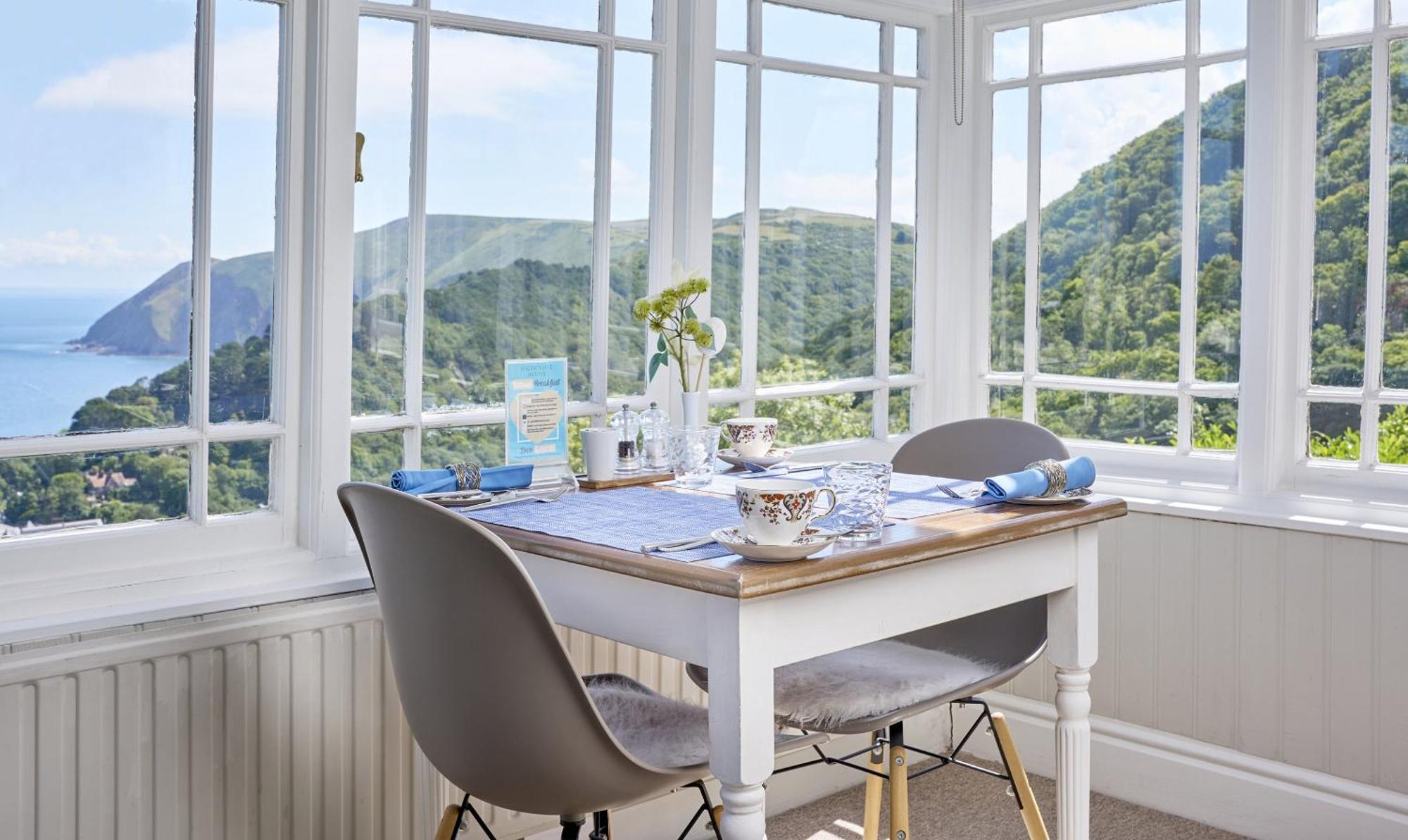 린턴 Highcliffe House B&B 외부 사진
