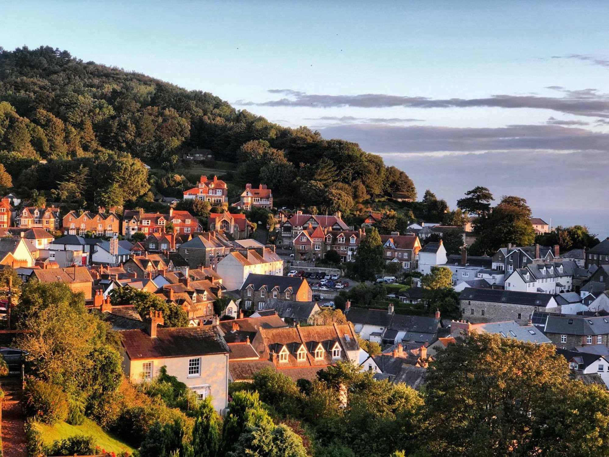 린턴 Highcliffe House B&B 외부 사진